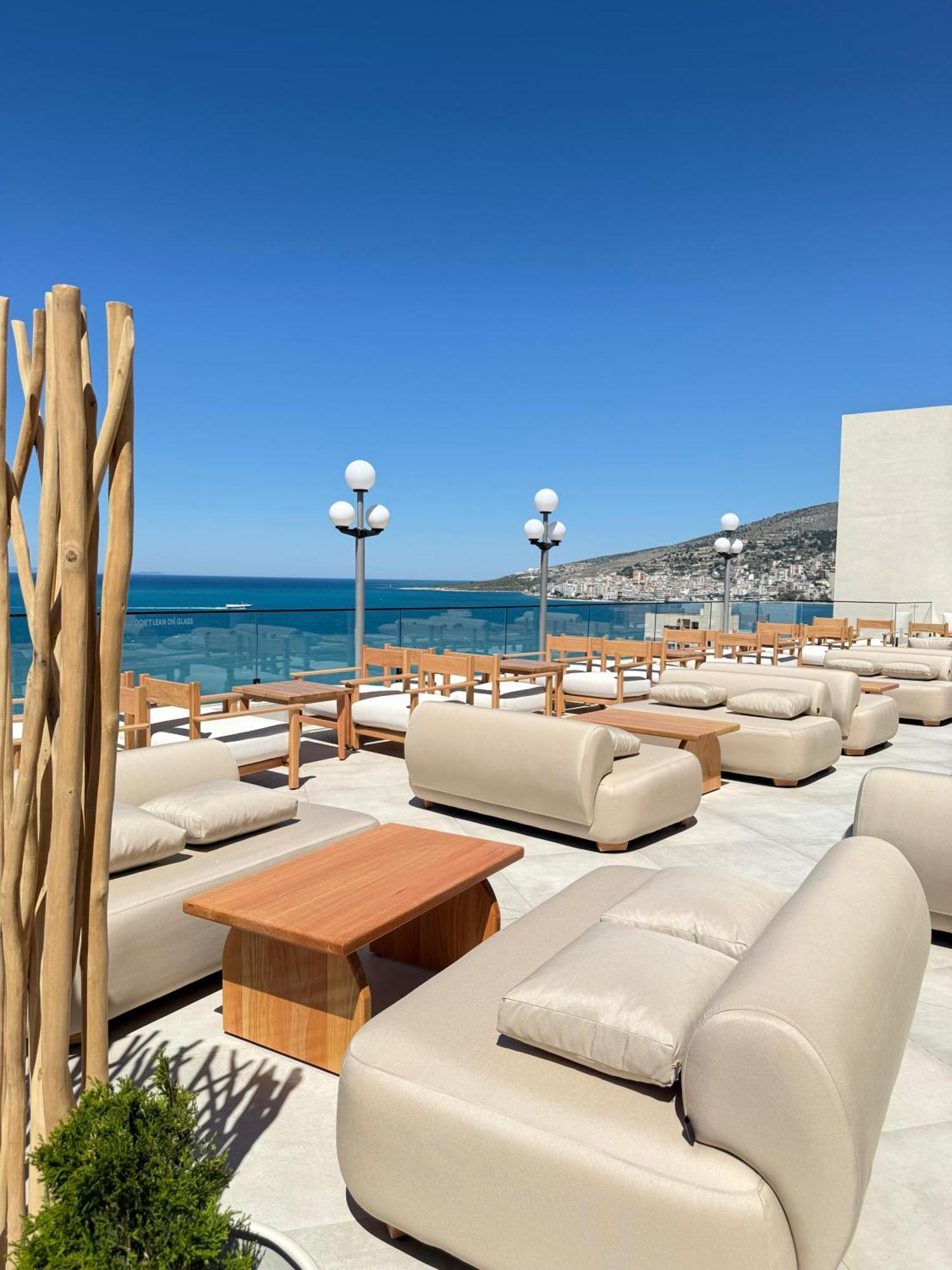 The Queen'S Lion Premium Hotel Σαράντα Εξωτερικό φωτογραφία